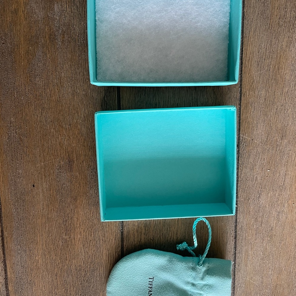 Tiffany & Co. Pouch & Box - Picture 4 of 6